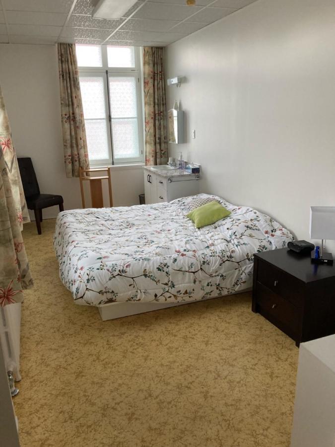 Appartement Le Couvent à Sainte Anne-des-Chênes Extérieur photo